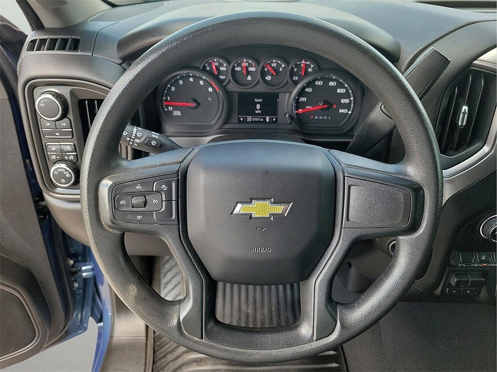 2024 Chevrolet Silverado 2500HD Custom photo 14