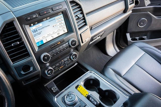 2019 Ford Expedition XLT photo 25