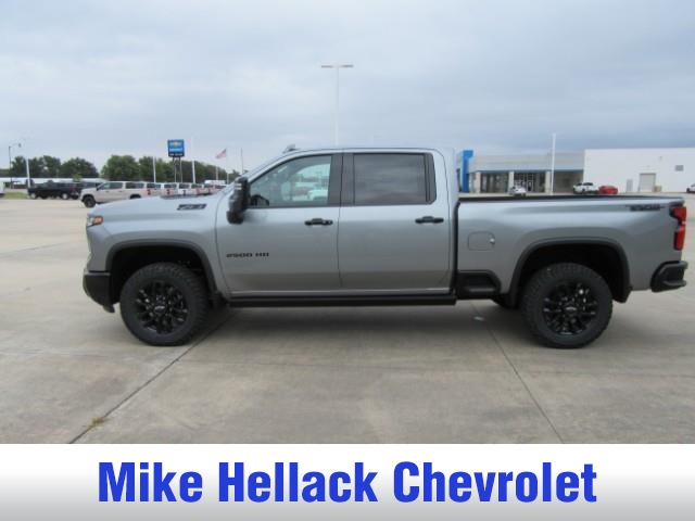 2026 Chevrolet Silverado 2500HD LTZ photo 4