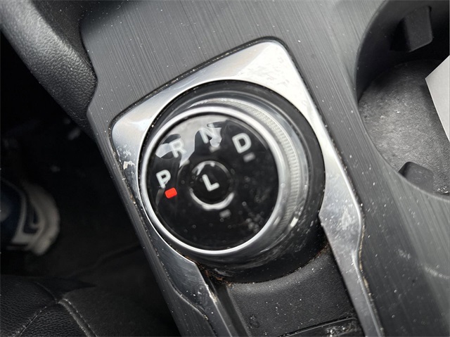 2022 Ford Escape SEL photo 19