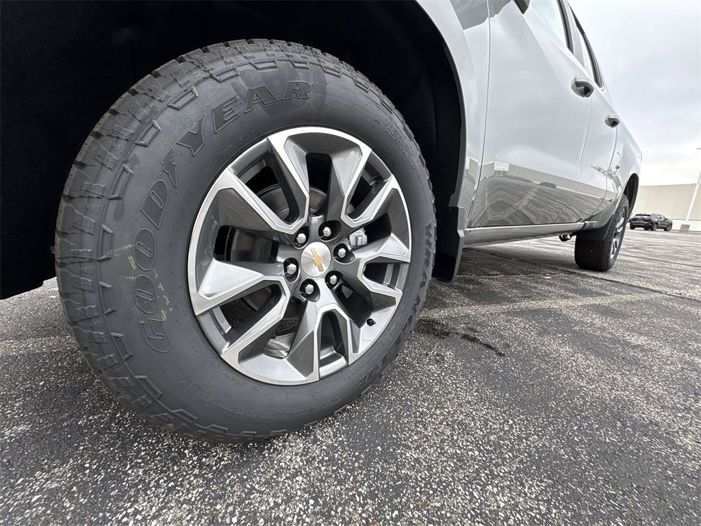 2026 Chevrolet Silverado 1500 LT photo 17