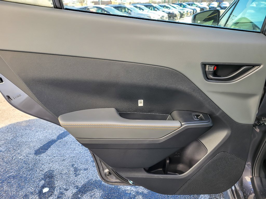 2025 SUBARU CROSSTREK - Image 17