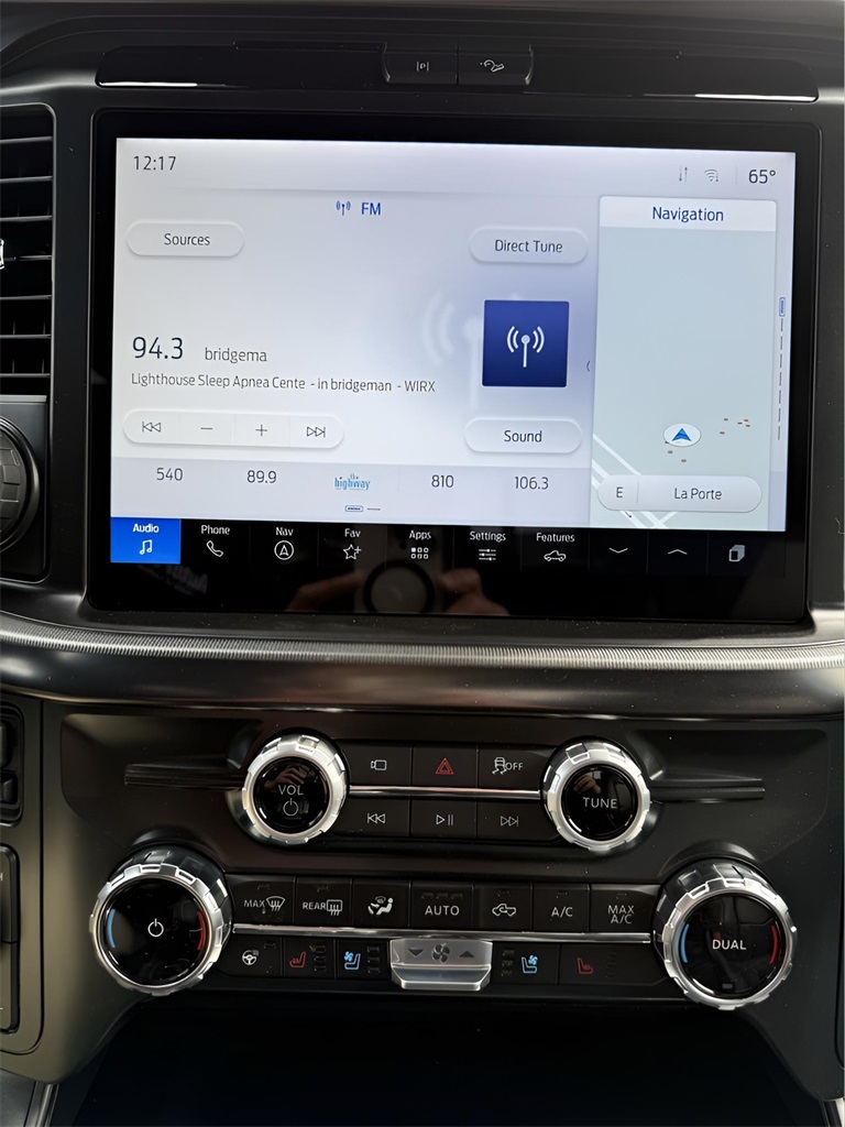 2025 Ford F-150 Lariat photo 27