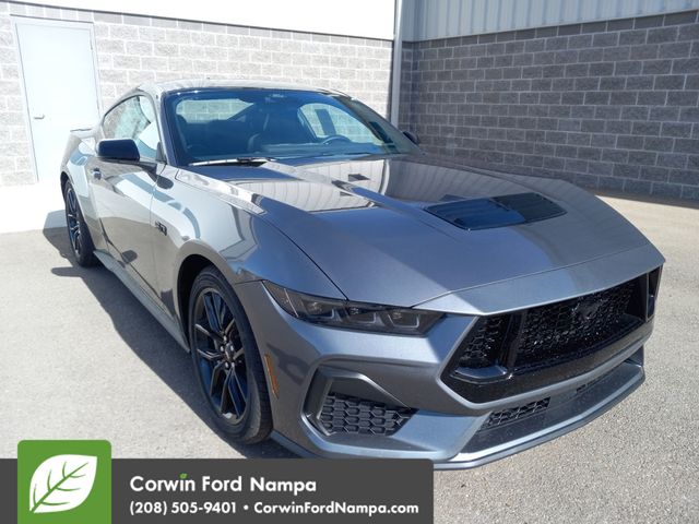 2025 Ford Mustang GT Premium's photo