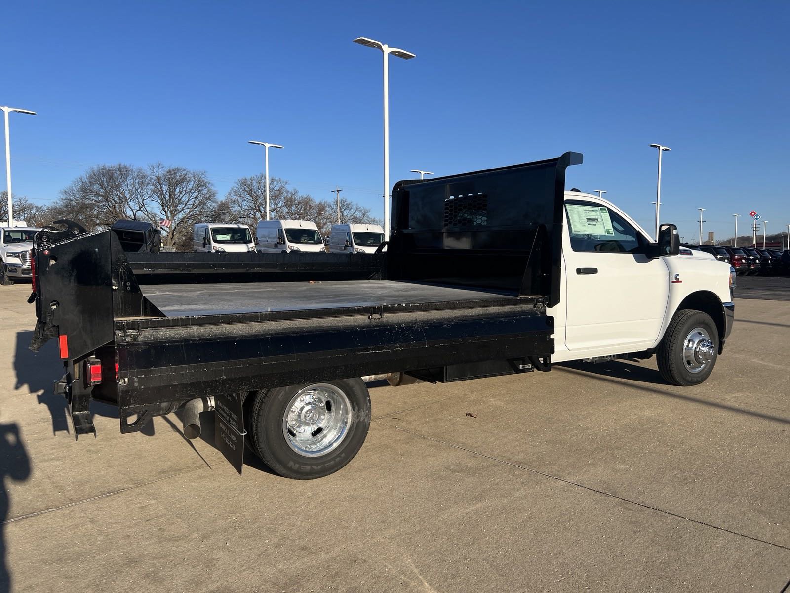 2024 Ram 3500 Tradesman photo 2