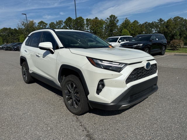 2022 Toyota RAV4 Limited photo 2