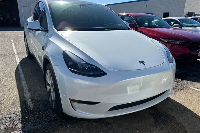 Used 2024 Tesla Model Y Long Range with VIN 7SAYGDEEXRF063764 for sale in Ventura, CA