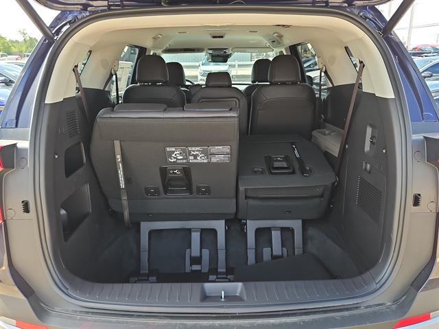 2026 Kia Carnival EX photo 16