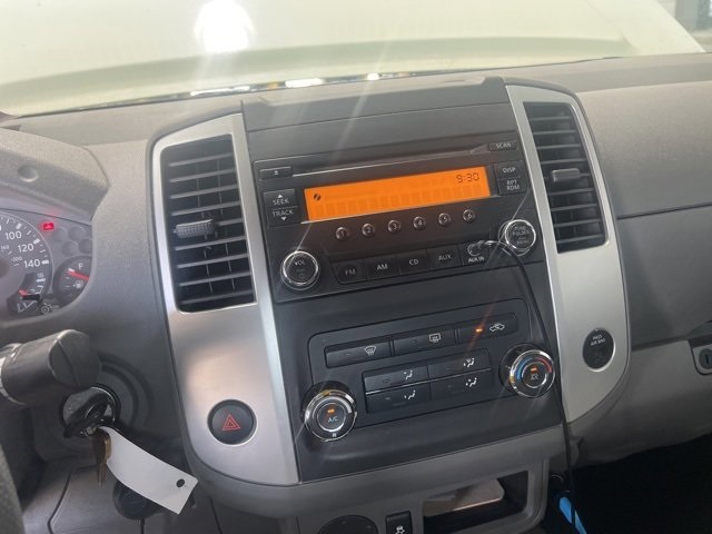 2014 Nissan Frontier S photo 3