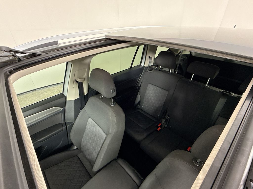 2018 Volkswagen Atlas V6 Launch Edition photo 19