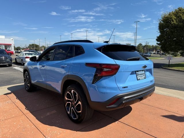 2024 Chevrolet Trax photo 3