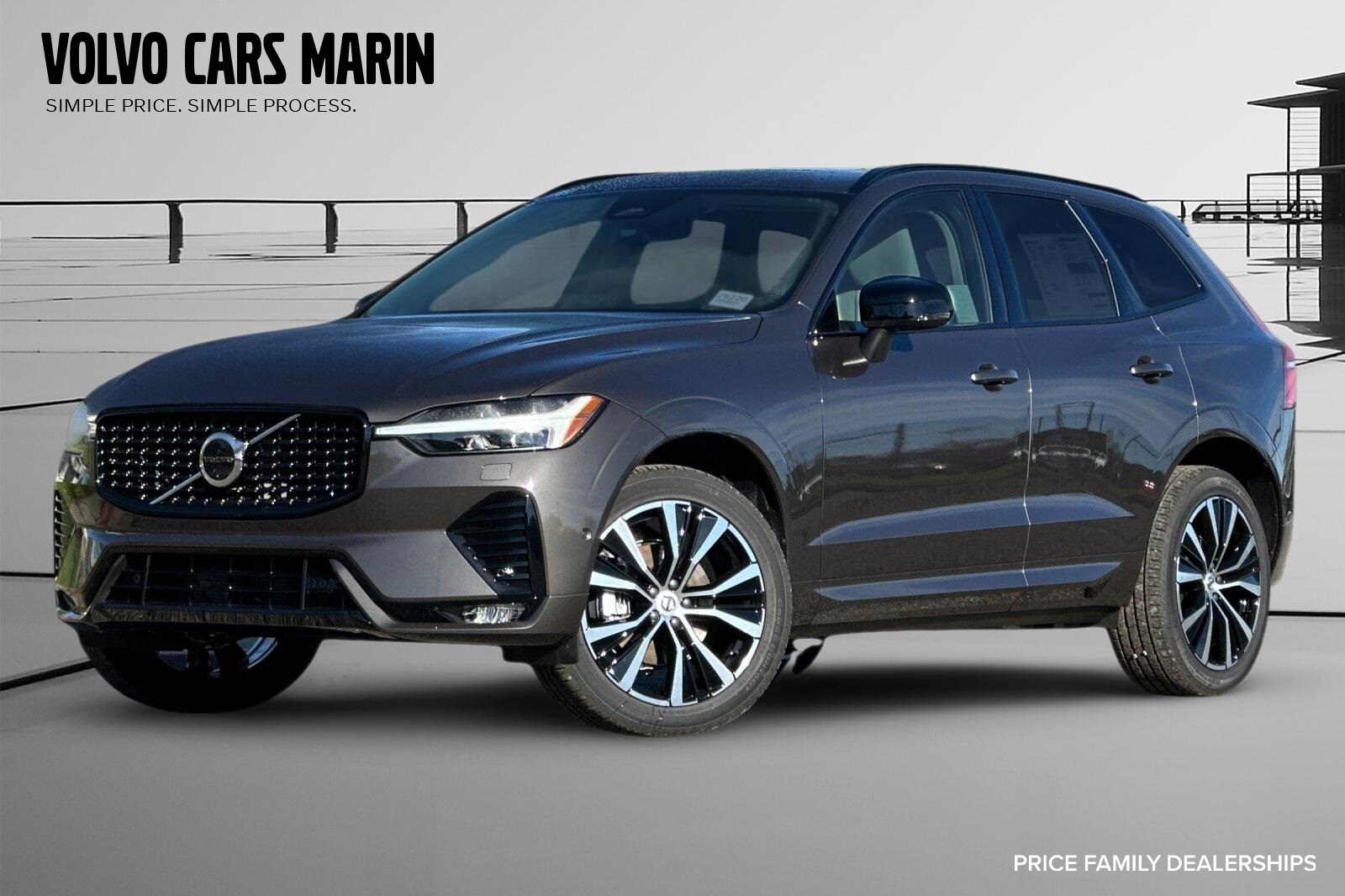 2025 Volvo XC60 Plus's photo