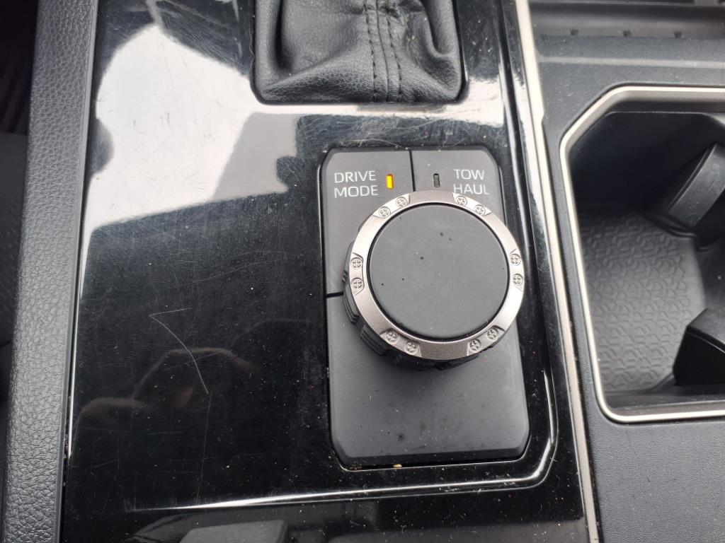 2022 Toyota Tundra SR5 photo 11