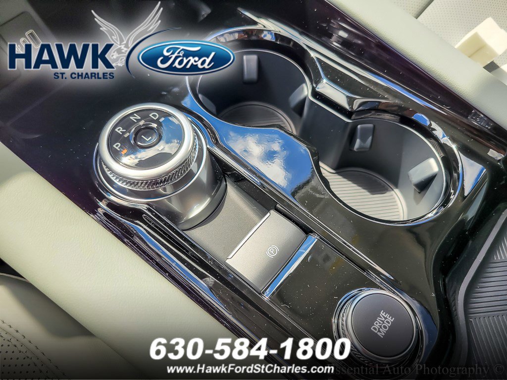 2025 FORD EXPLORER - Image 17