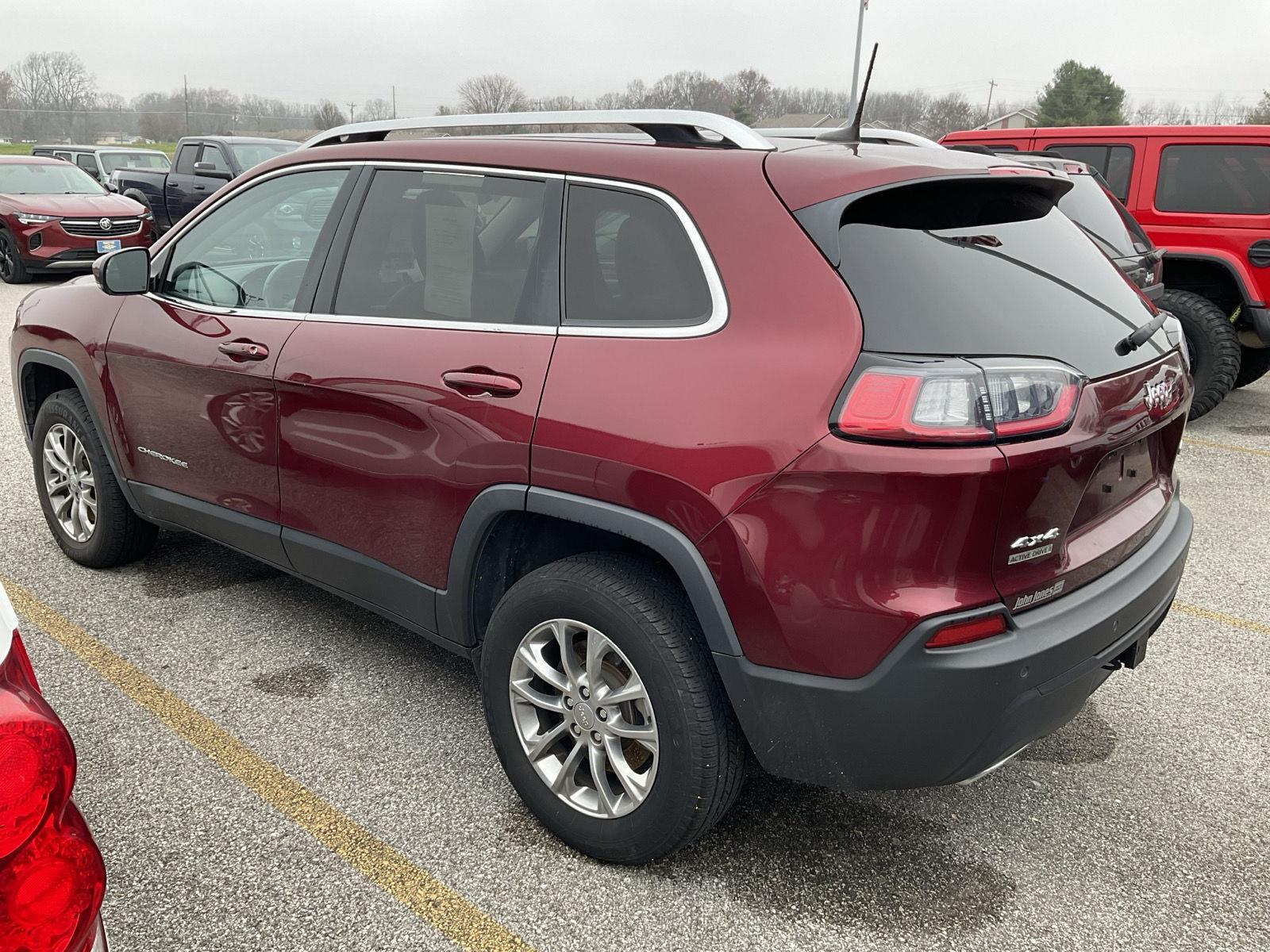 2021 Jeep Cherokee Latitude Lux photo 4