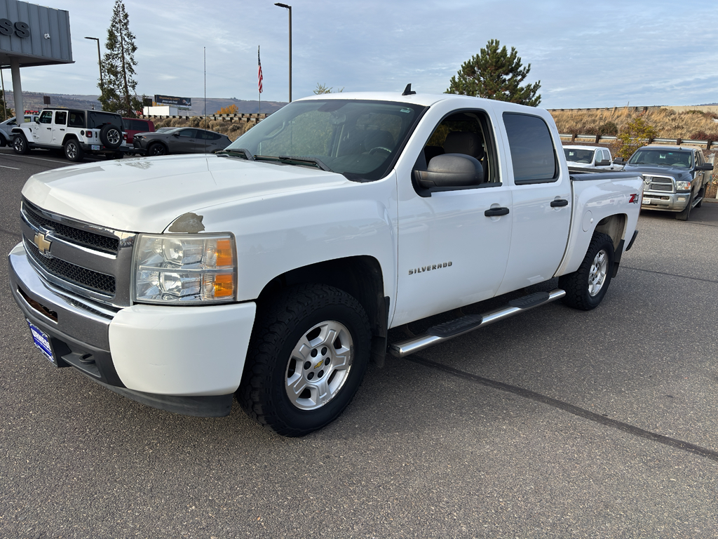 Used 2009 Chevrolet Silverado 1500 1LT with VIN 3GCEK23389G283211 for sale in The Dalles, OR