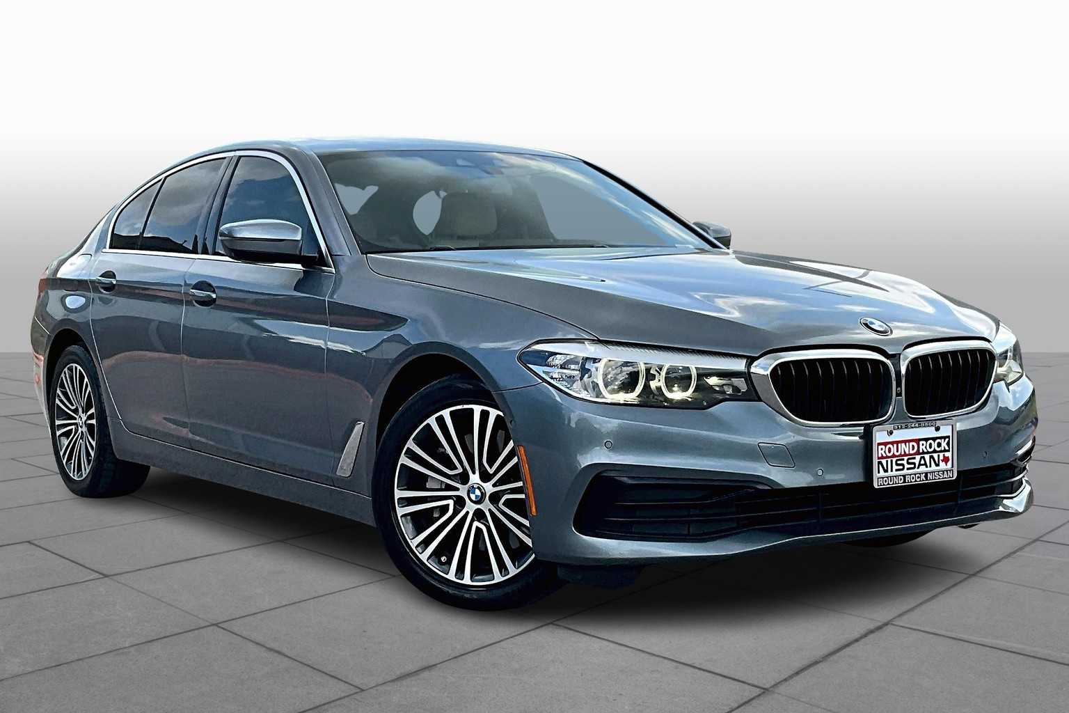 Used 2019 BMW 5 Series 530i with VIN WBAJA5C50KWW34590 for sale in Round Rock, TX