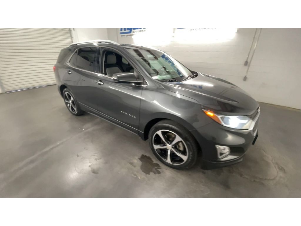 Used 2018 Chevrolet Equinox LT with VIN 2GNAXKEX5J6321887 for sale in Monroe, LA