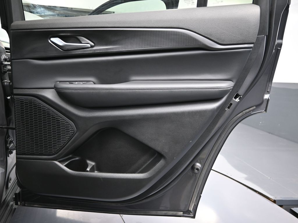 2024 Jeep Grand Cherokee Altitude X photo 37