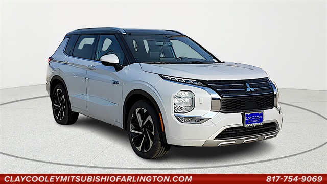 2025 Mitsubishi Outlander Plug-in Hybrid SEL's photo