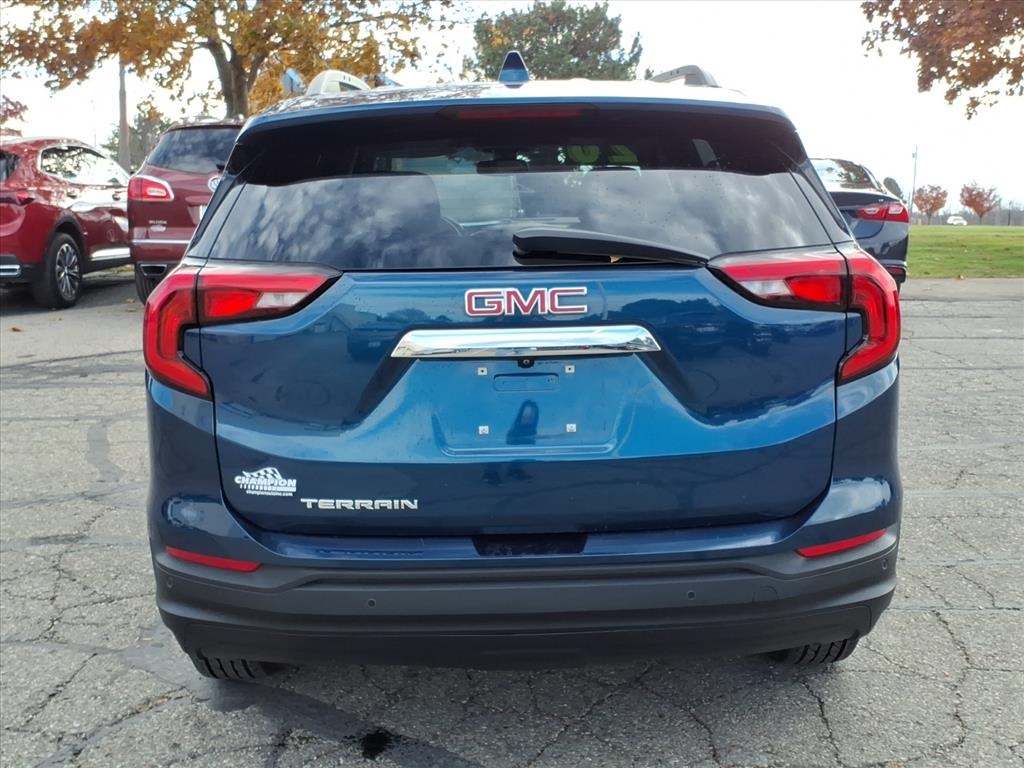 2020 Gmc Terrain SLE photo 3