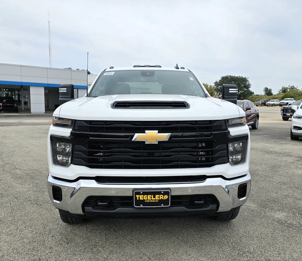 2026 Chevrolet Silverado 3500HD Work Truck photo 3