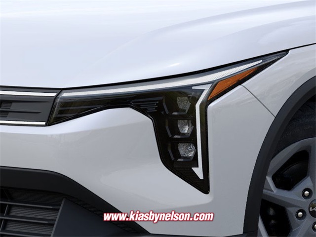 2025 Kia K4 LXS photo 9
