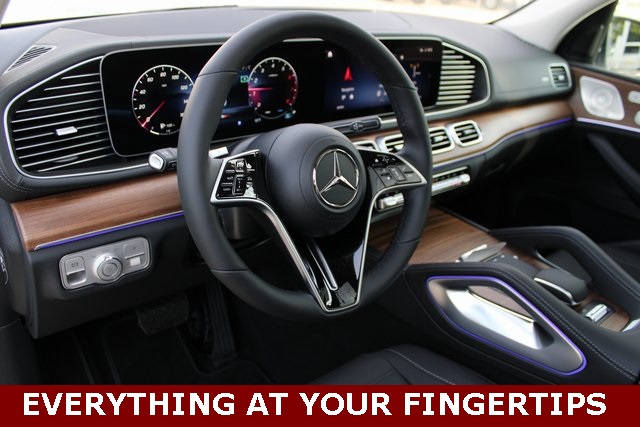 2026 Mercedes Benz GLS 450 4MATIC photo 11