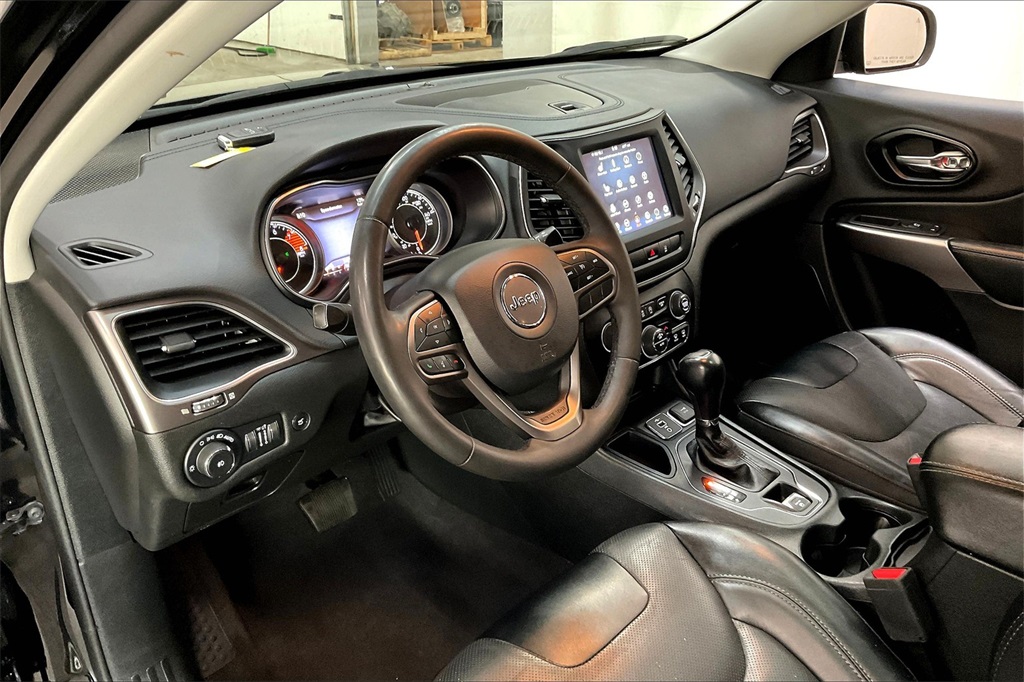 2022 JEEP CHEROKEE - Image 13