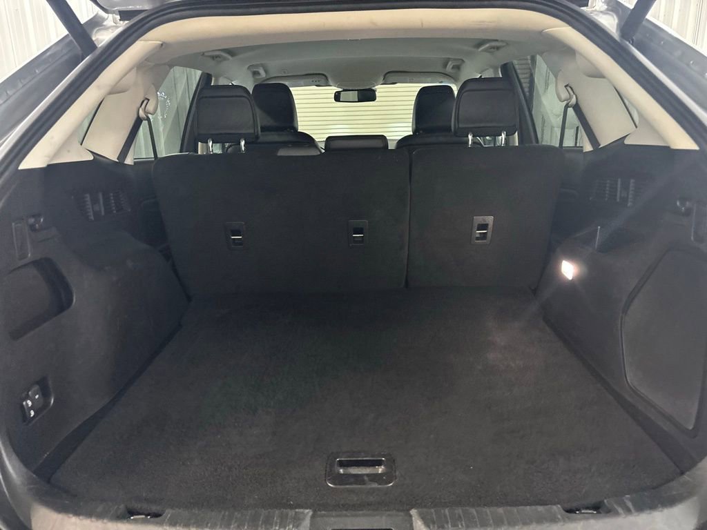 2024 Ford Edge Titanium photo 19