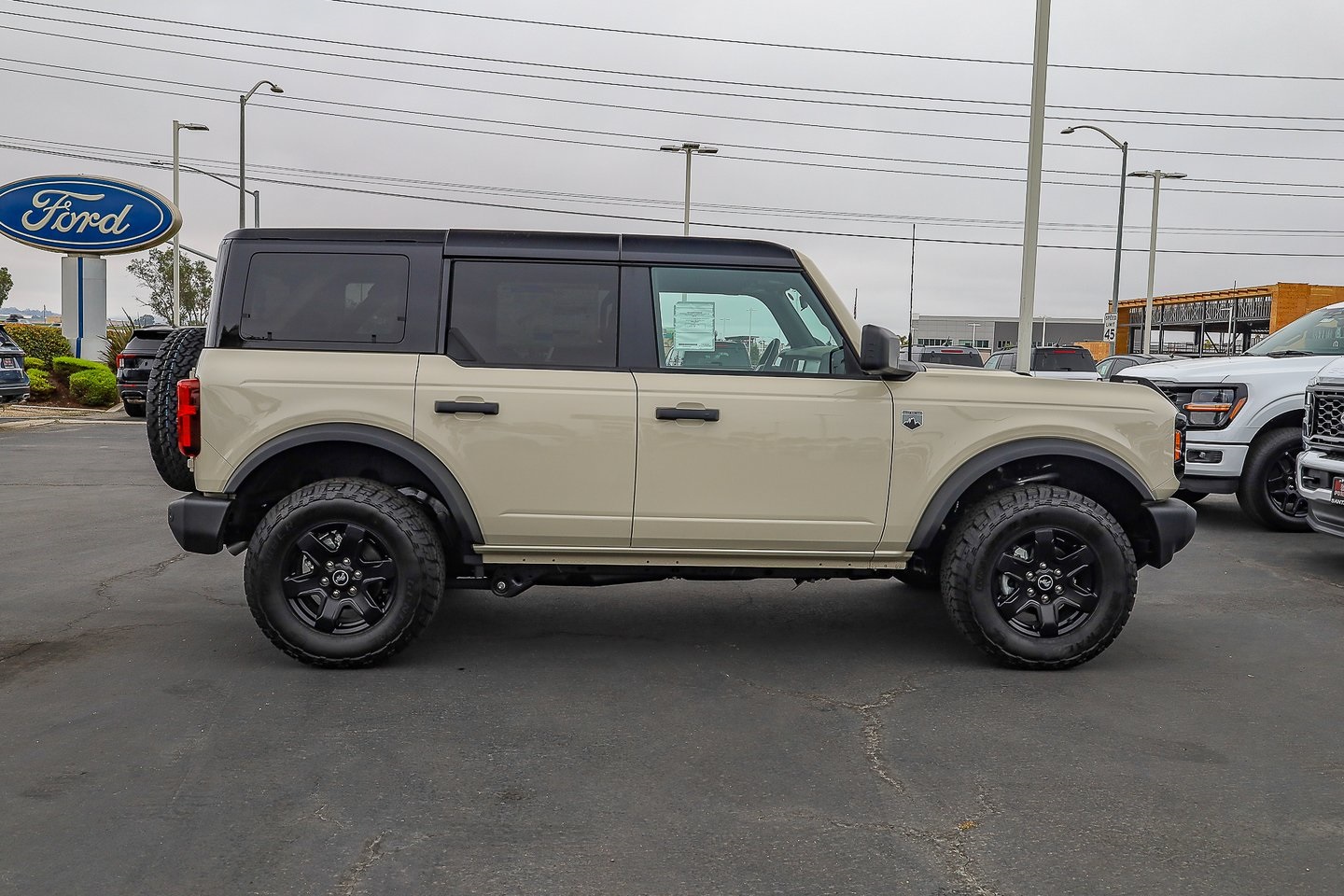 2025 Ford Bronco Big Bend photo 3