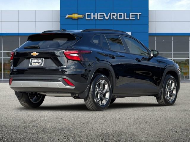 2026 Chevrolet Trax LT photo 4