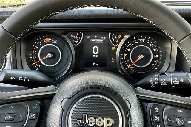 2025 Jeep Wrangler Willys photo 18