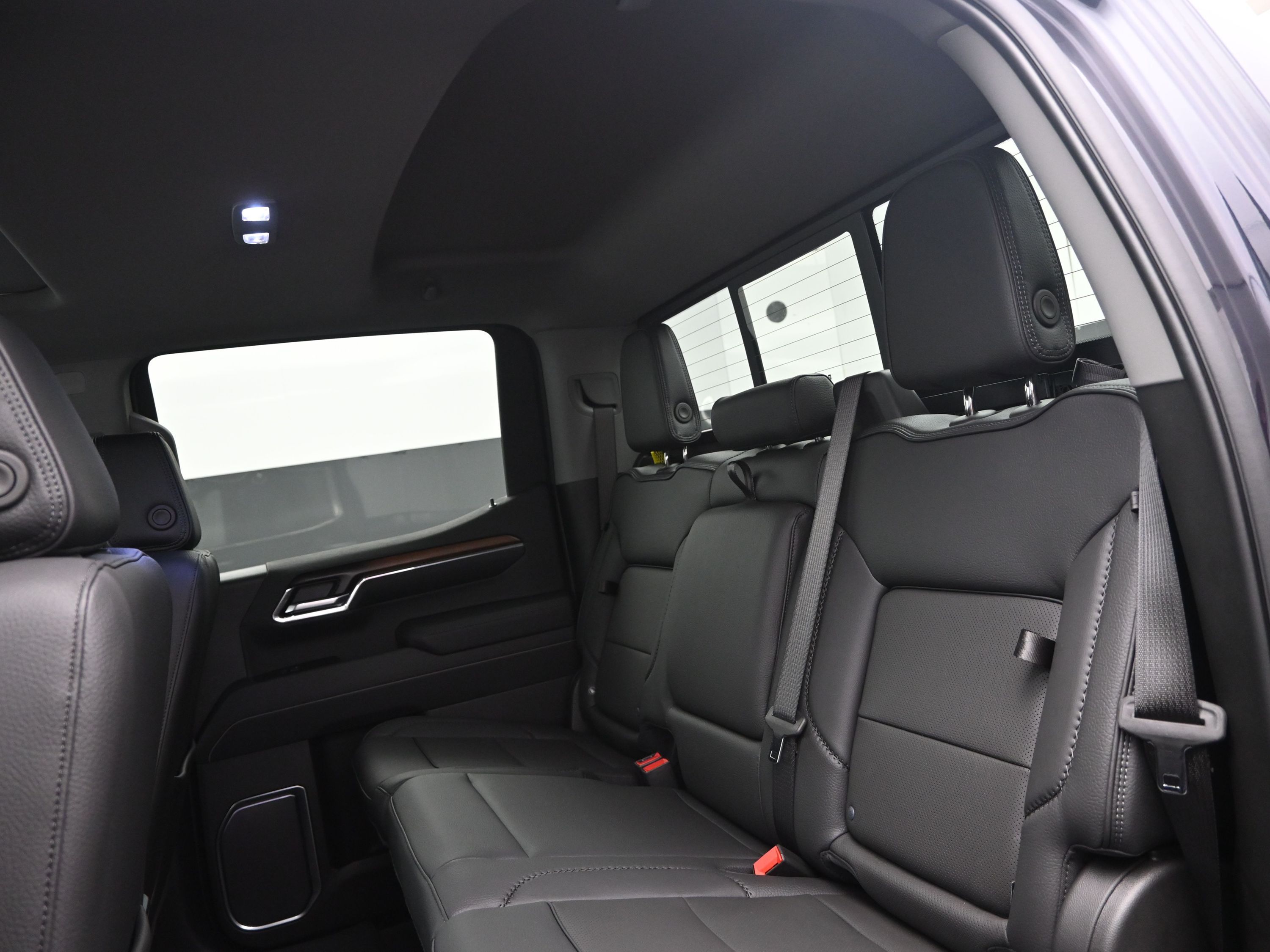 2026 Gmc Sierra Denali photo 9