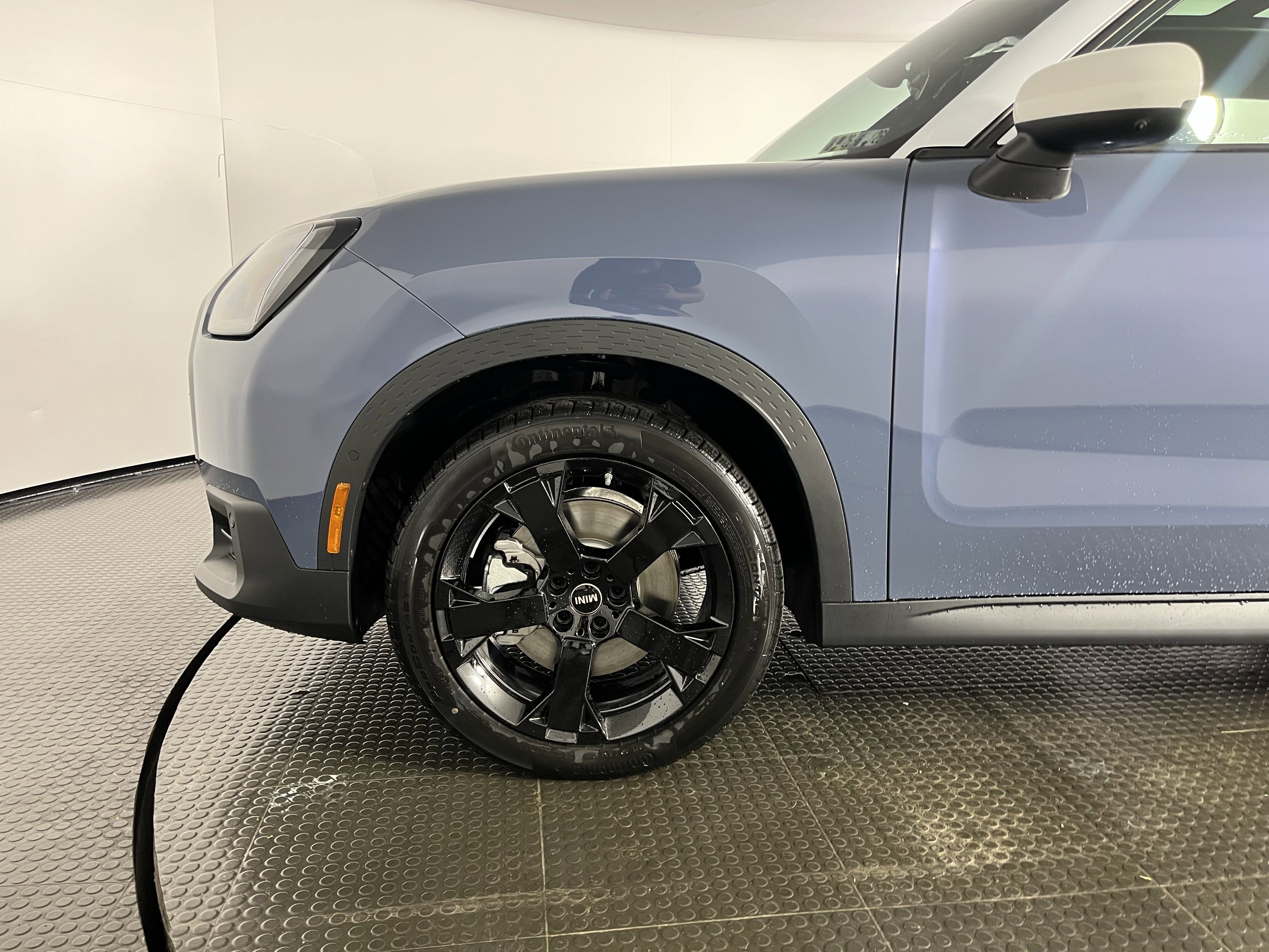 2025 Mini Cooper S ALL4 photo 5