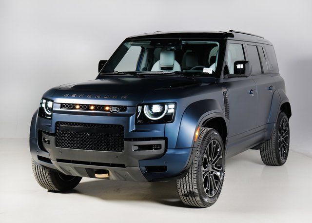 2026 Land Rover Defender's photo