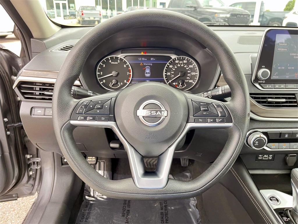2023 Nissan Altima 2.5 SV photo 15