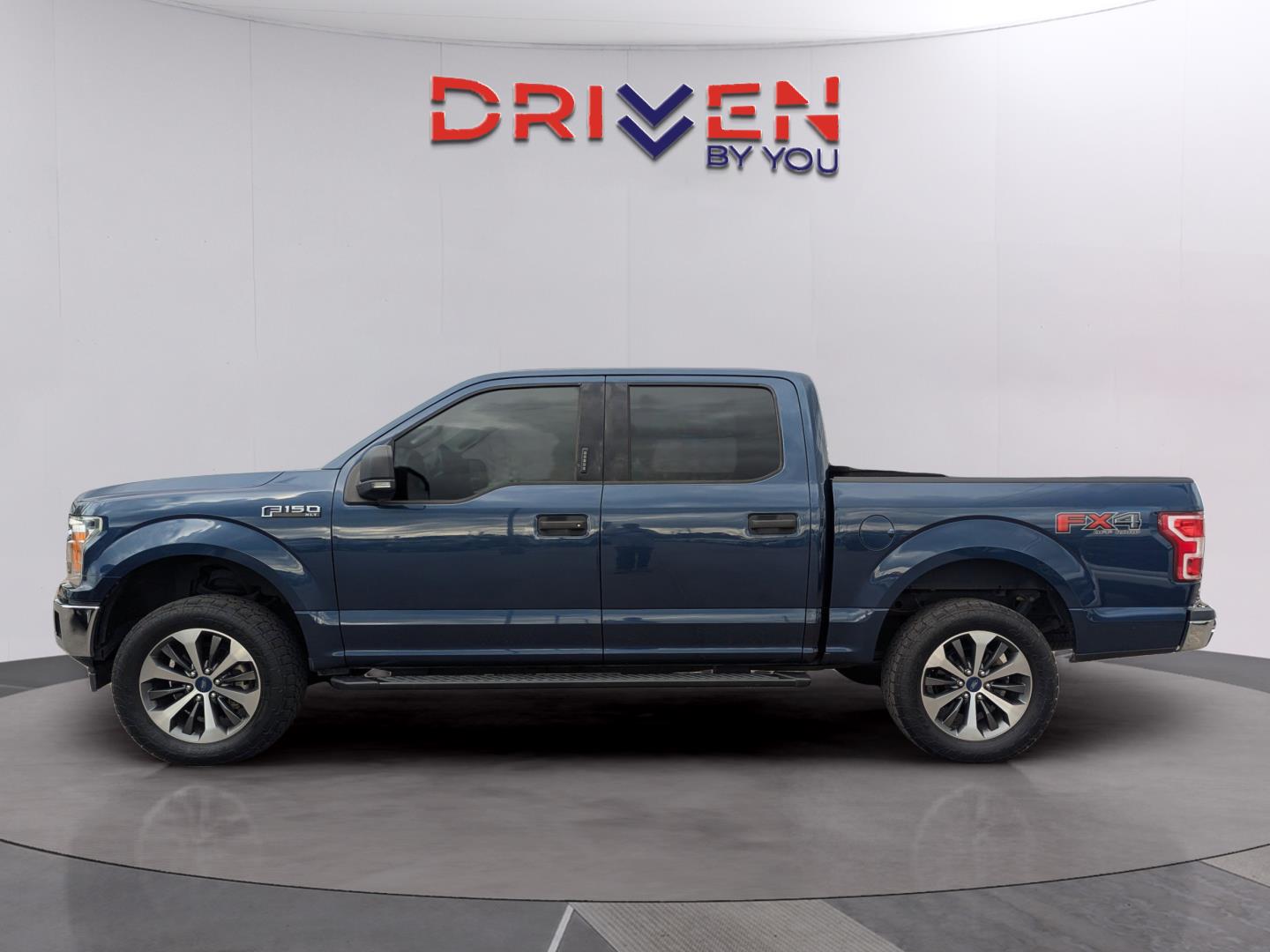 2018 Ford F-150 XLT photo 2