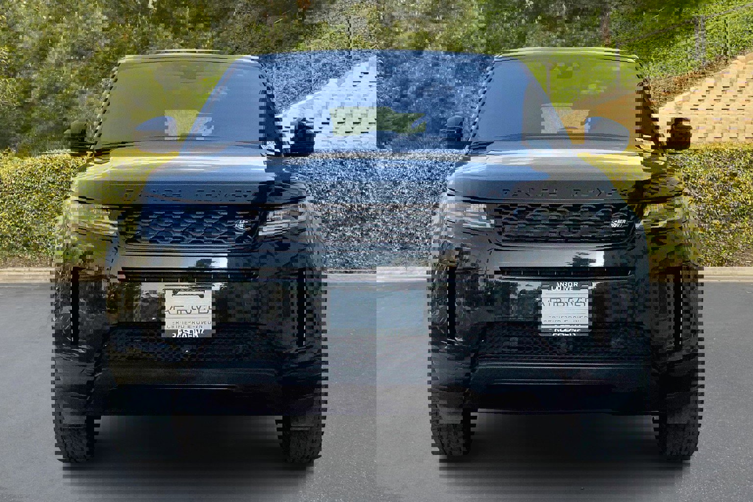 2020 Land Rover Range Rover Evoque SE photo 2