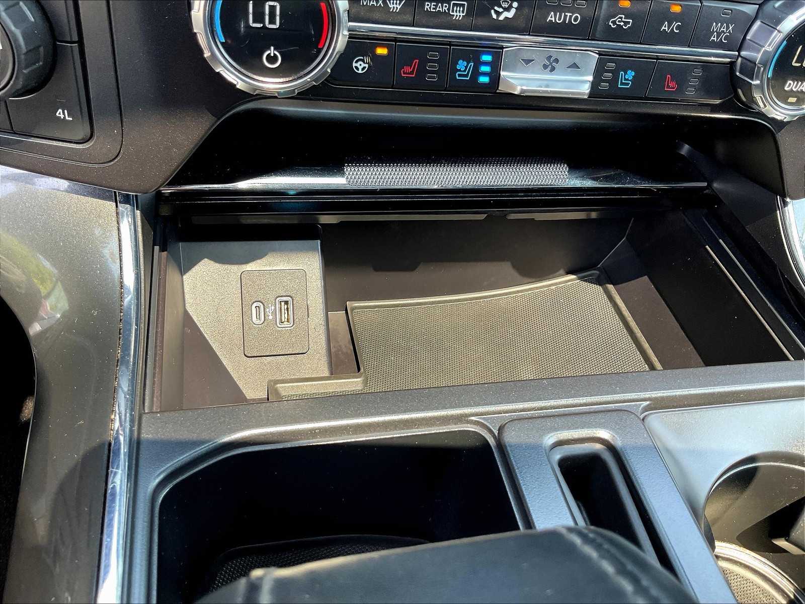 2021 Ford F-150 Lariat photo 25