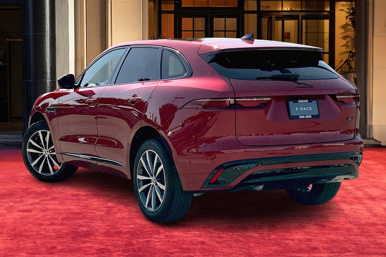 2026 Jaguar F-PACE P250 R-Dynamic S photo 3
