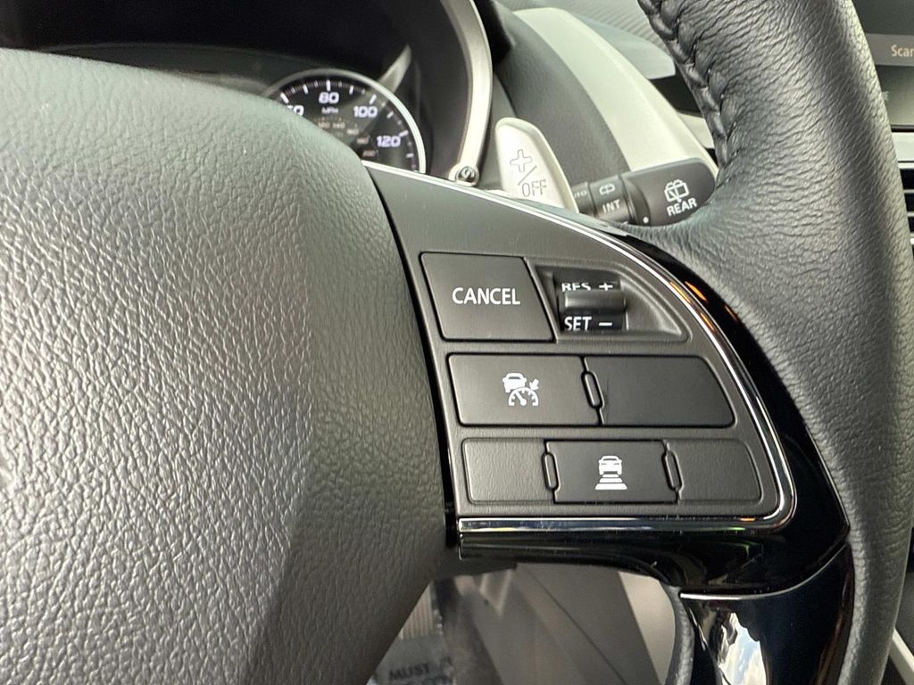 2025 Mitsubishi Eclipse Cross SEL photo 32