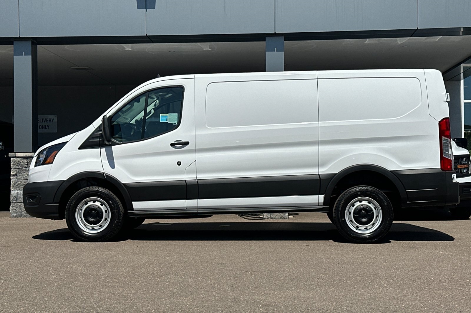 2025 Ford Transit Cargo Van photo 6
