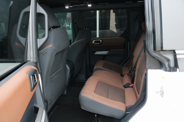 2022 Ford Bronco Outer Banks photo 10