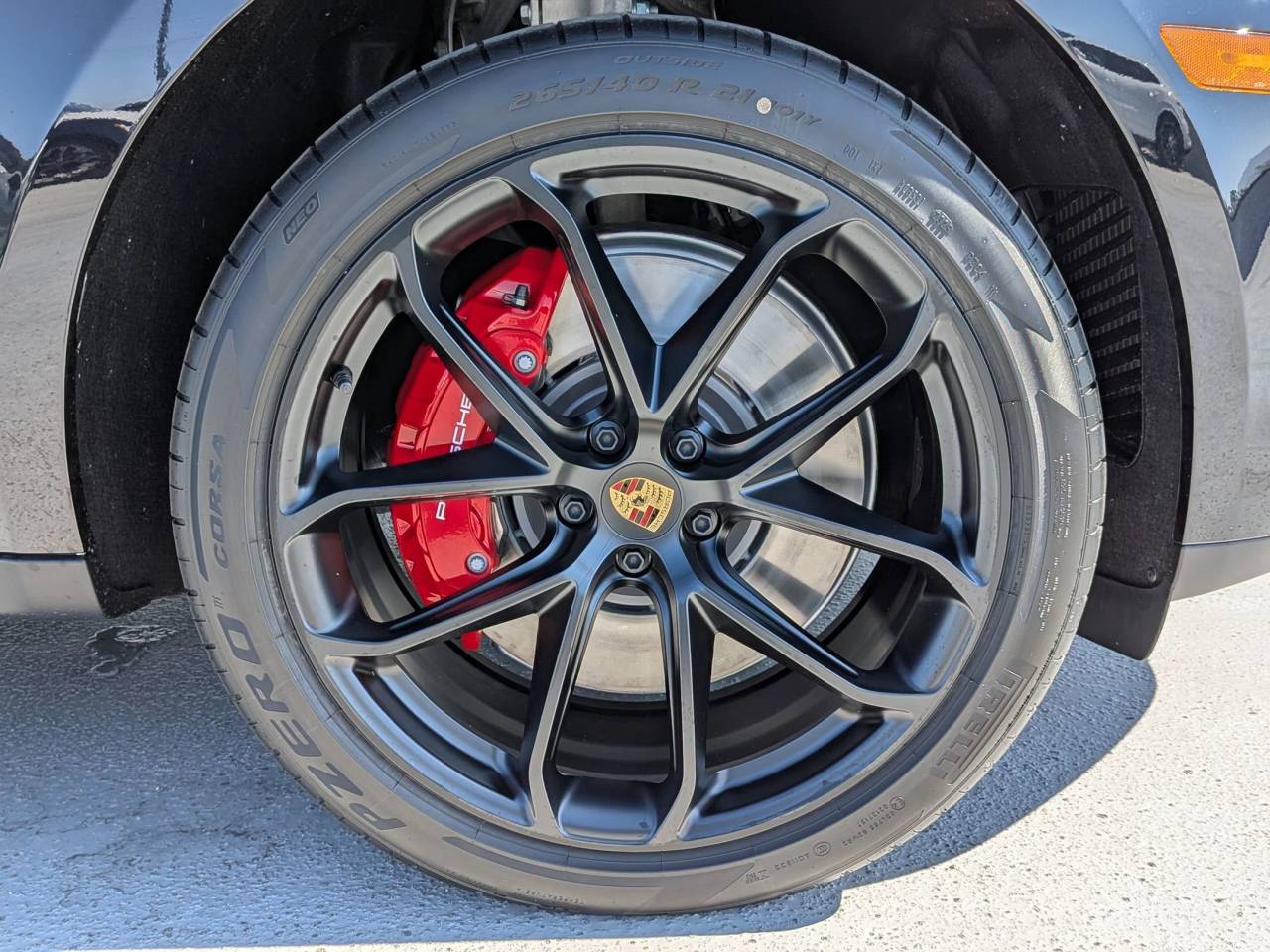 2026 Porsche Macan GTS photo 27