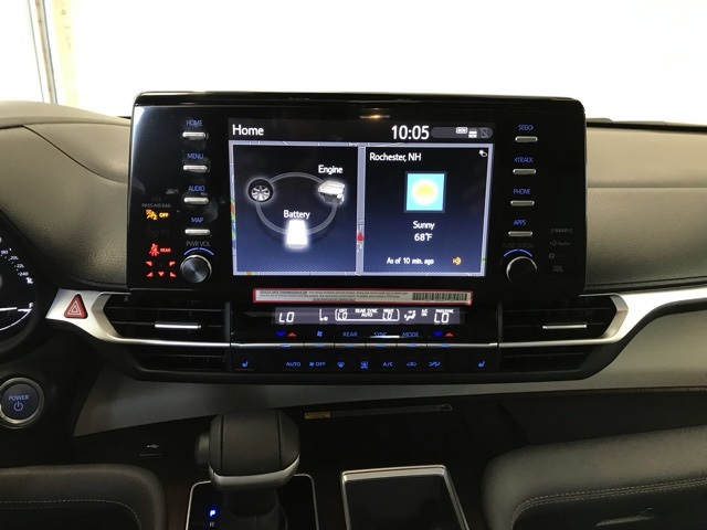 2024 Toyota Sienna XLE photo 18