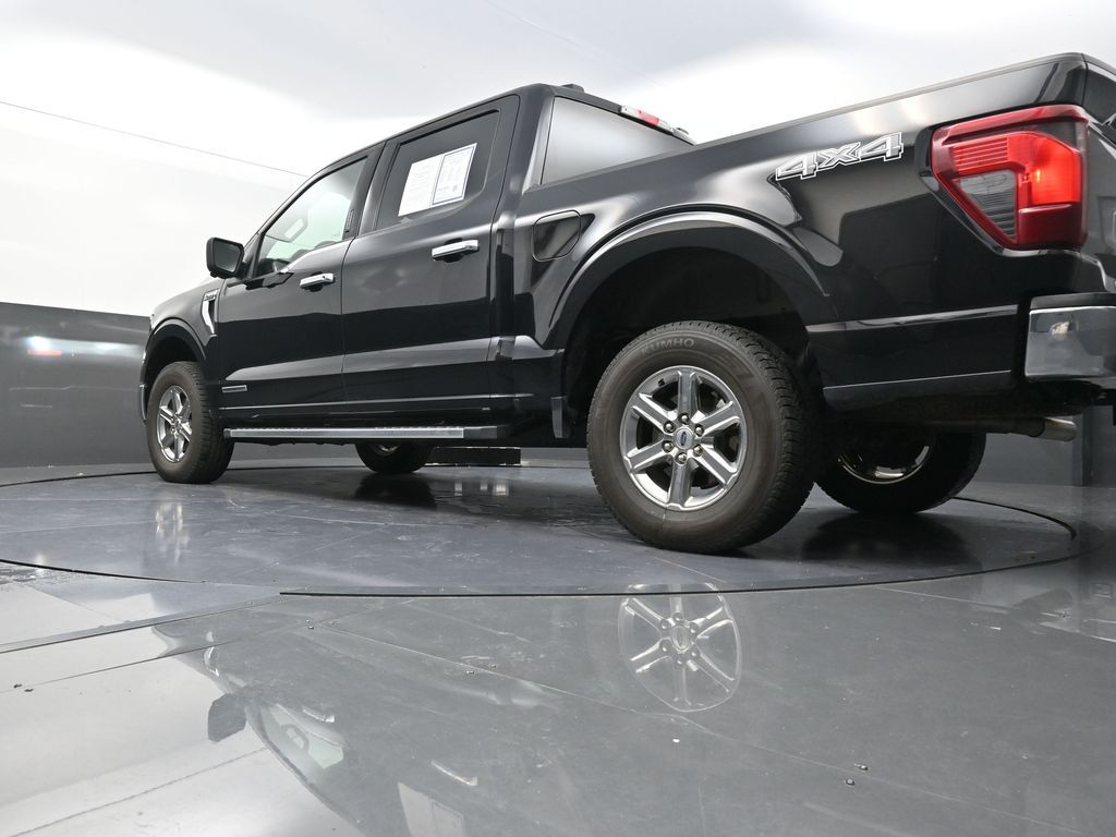2024 Ford F-150 XLT photo 22