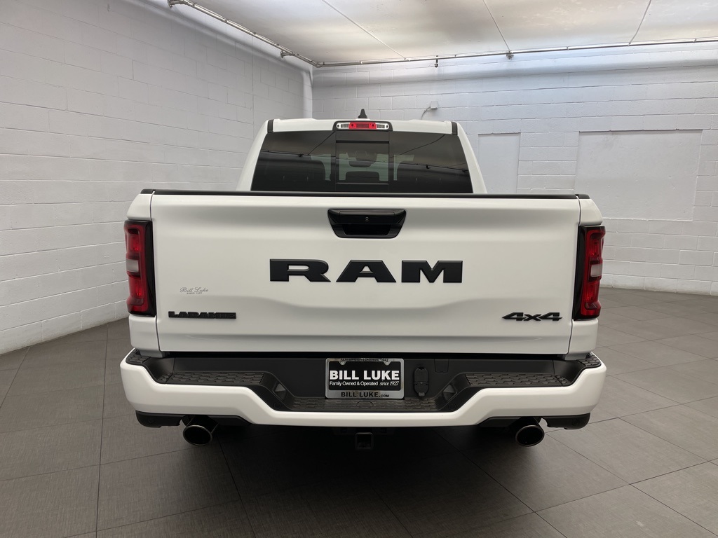 2025 Ram 1500 Laramie photo 3