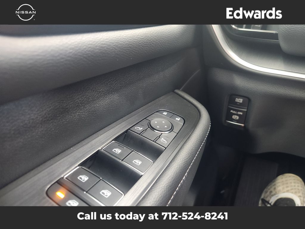 2026 Nissan Armada SV photo 26