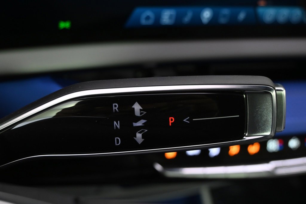 2025 Cadillac Optiq Luxury photo 26